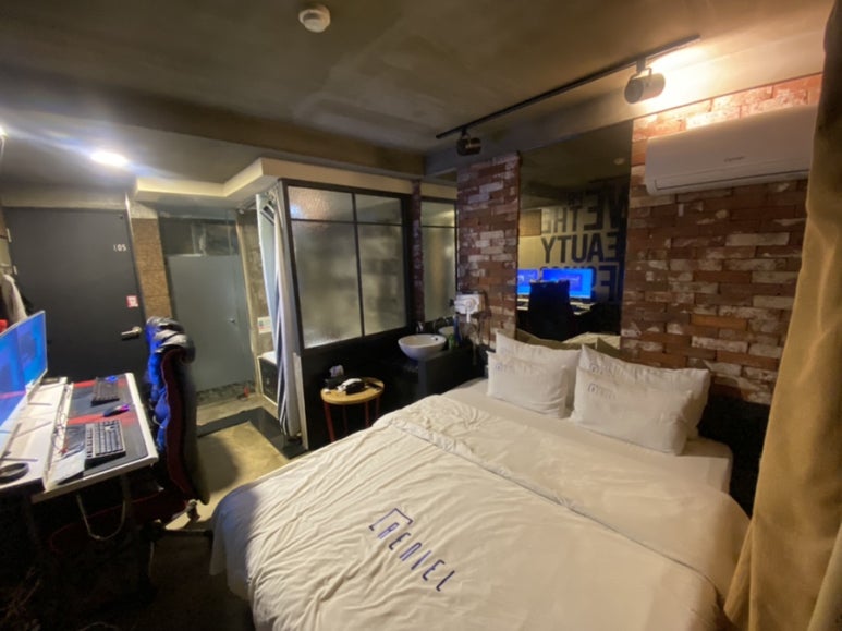 레니엘모텔 이미지