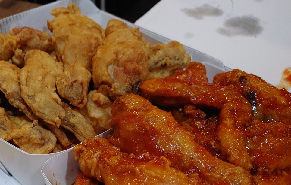 콤비두마리치킨 이미지