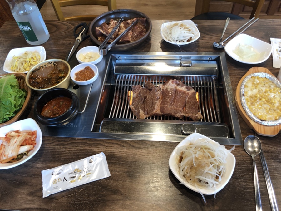 인자숯불갈비 이미지
