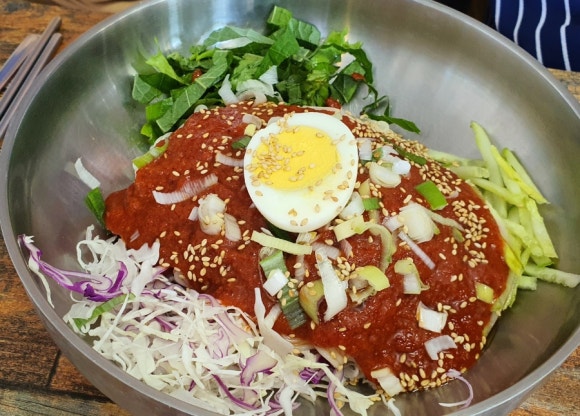 돈대비빔국수 이미지