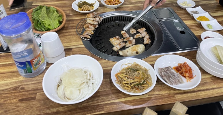 성하돼지집 이미지