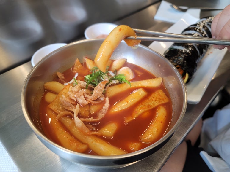 청담 떡볶이 이미지
