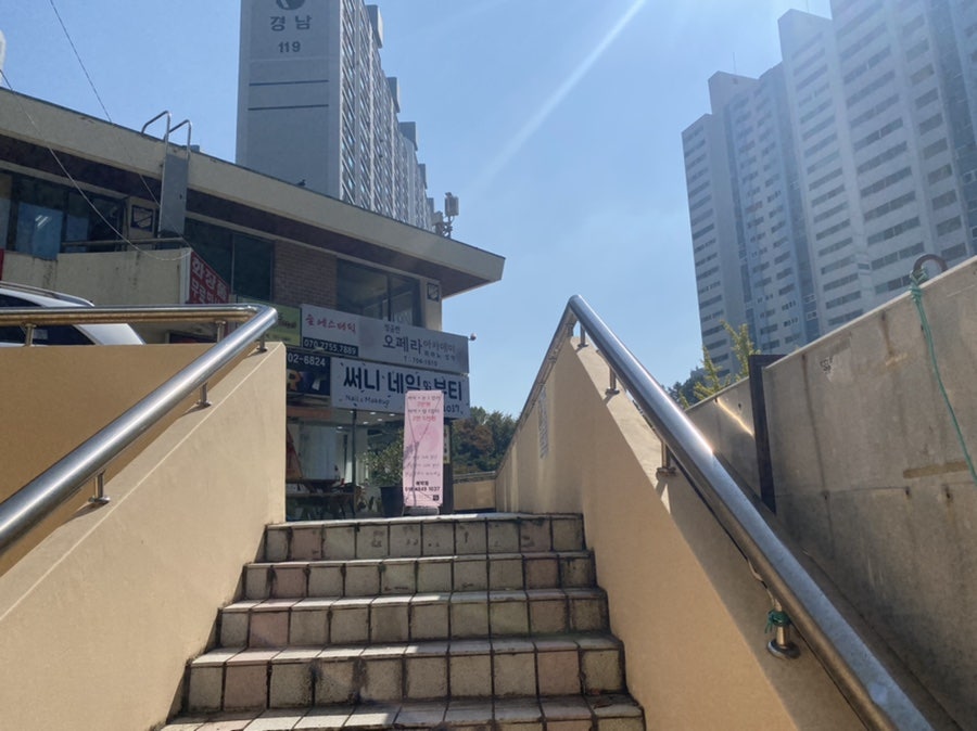 써니네일 이미지
