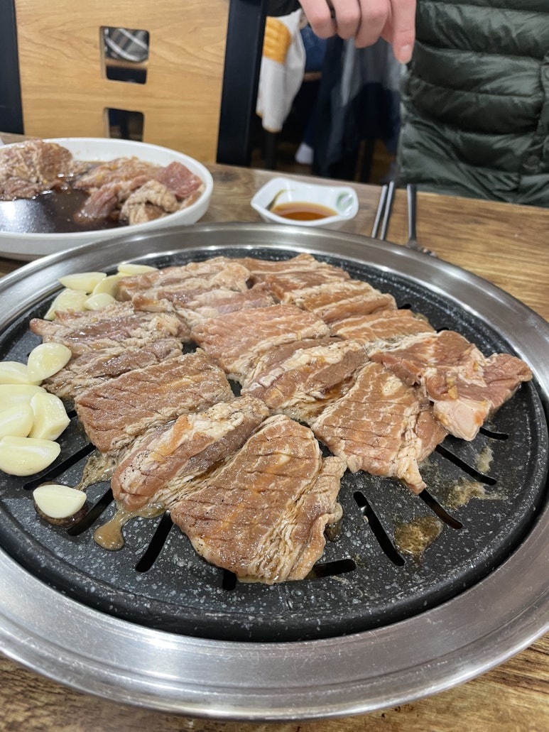 한산숯불갈비 이미지