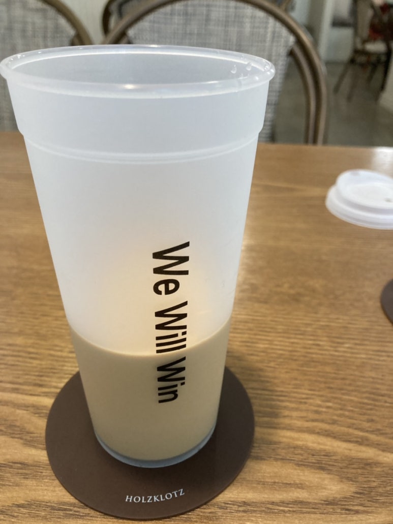 치우친취향 이미지