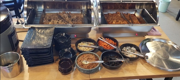 꽃돼지바베큐 이미지