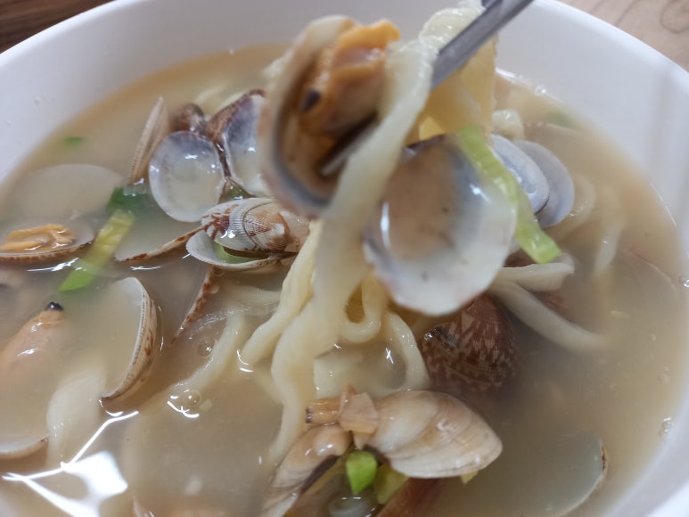 승리손칼국수 이미지