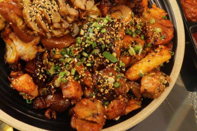 맛보는족족 이미지