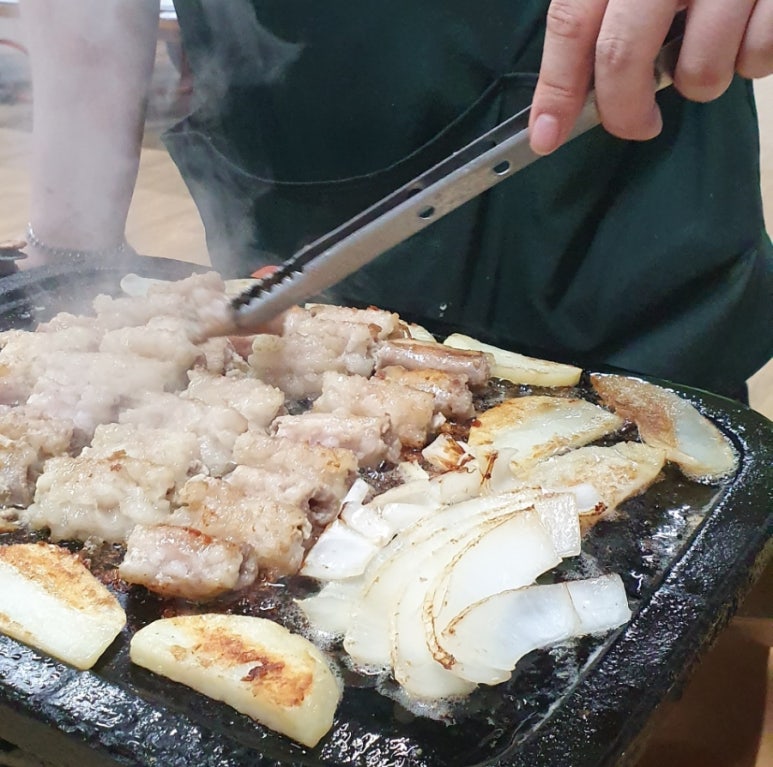 솔밭원조곱창구이 이미지