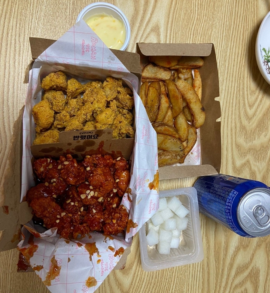 낭만치킨호프 이미지