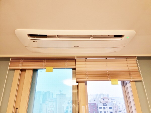 주식회사 두산시스템 이미지