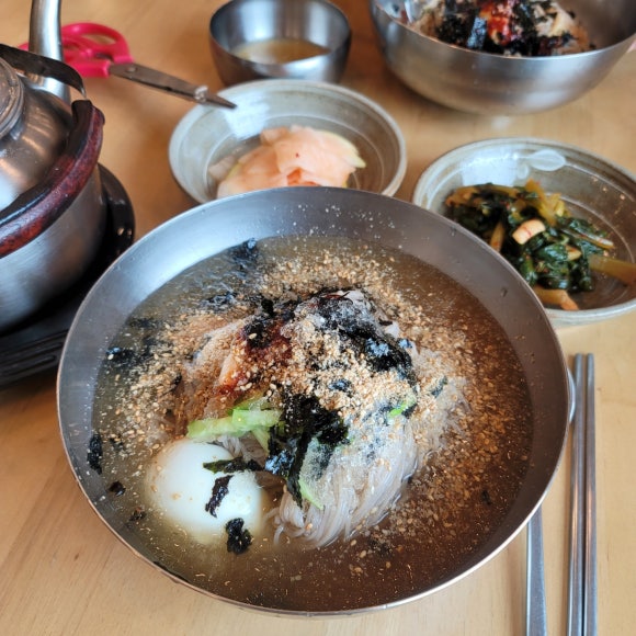 메밀향막국수 이미지