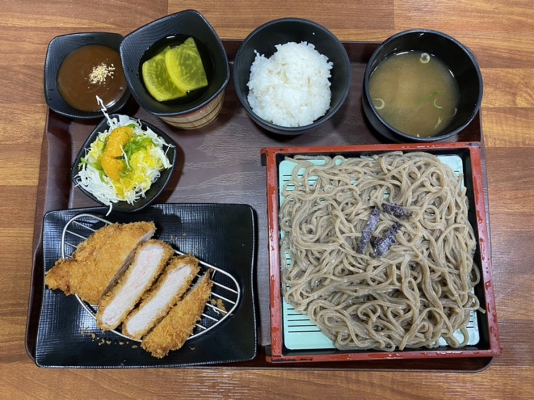금돼지돈카츠 이미지