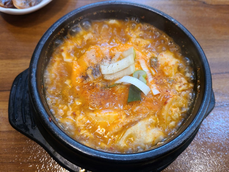 자매순두부 이미지