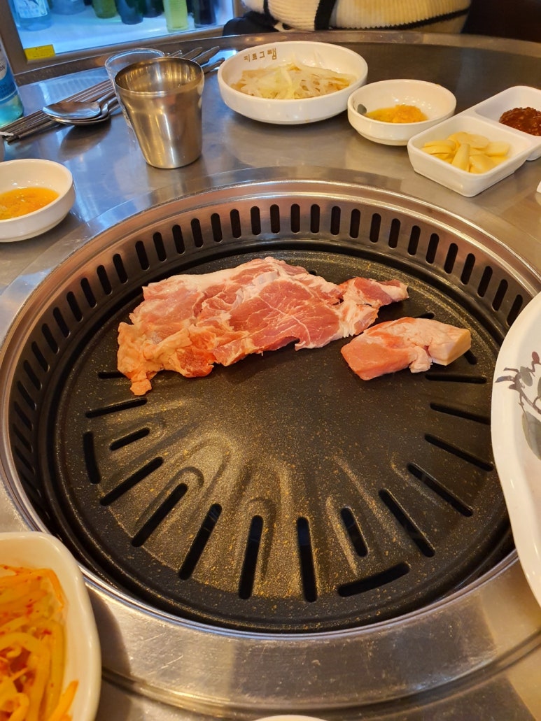 김해삼백뒷고기 이미지