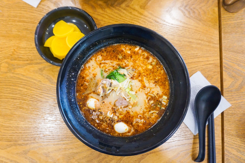 맛있다고 울지 마라탕 이미지