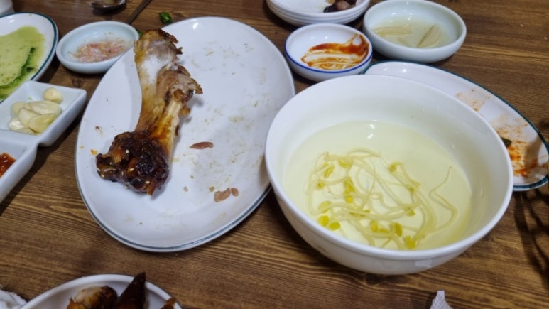 상무한방왕족발 이미지