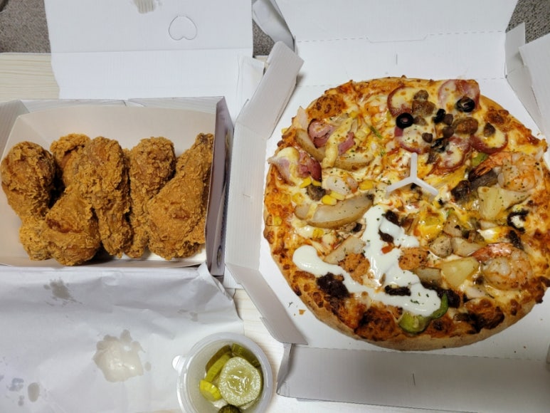 유선두마리치킨 이미지