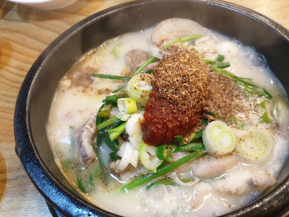 만천수육국밥 이미지