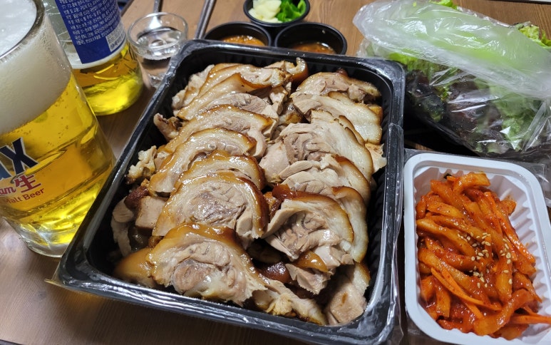 아주싸고맛있는족발 이미지