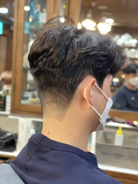 리트모 바버샵 이미지