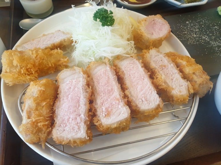 디귿카츠 이미지