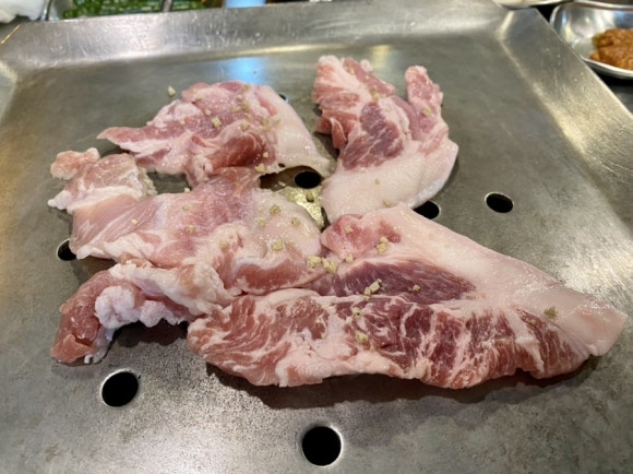 꽃돼지뒷고기 이미지