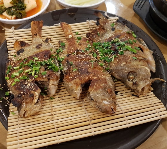 옹아리벌교꼬막과찜마을 이미지
