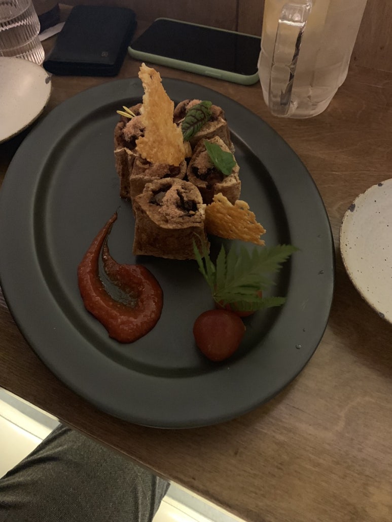 코이에(KOIE) 이미지