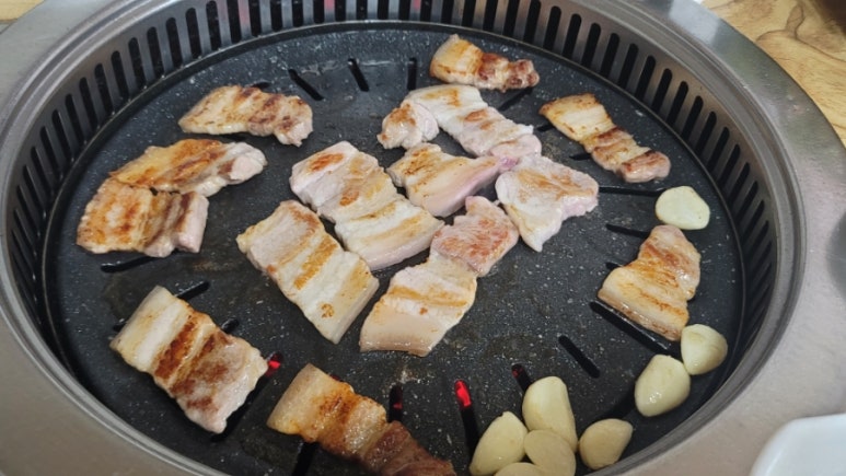 우촌정육점 이미지