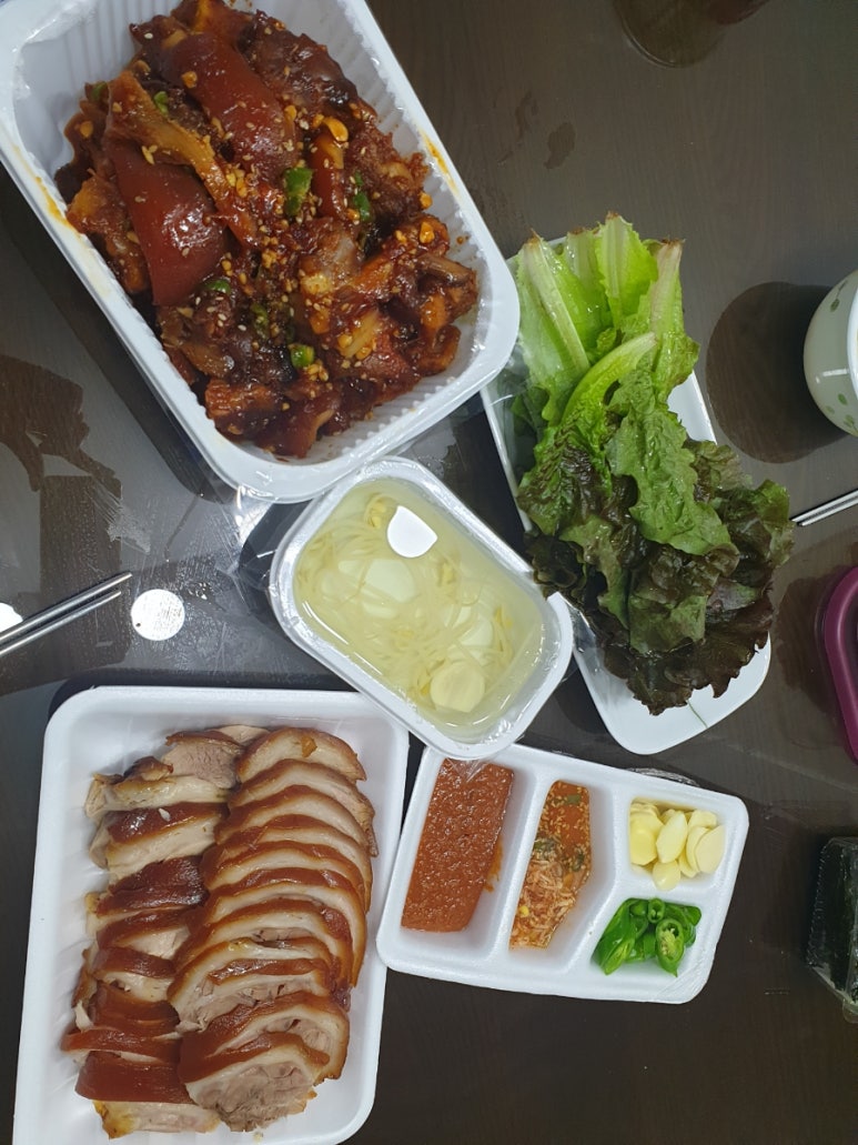 평촌맛왕족발 이미지