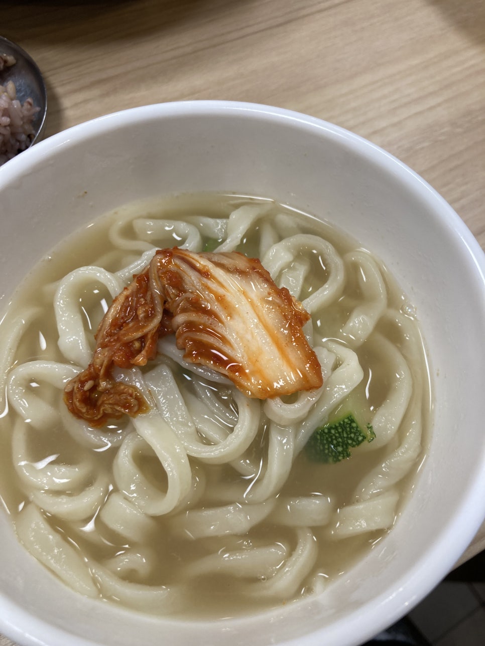 대덕골보쌈칼국수 이미지