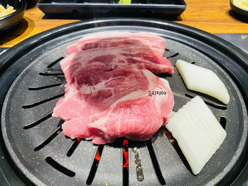 육시리김포 이미지