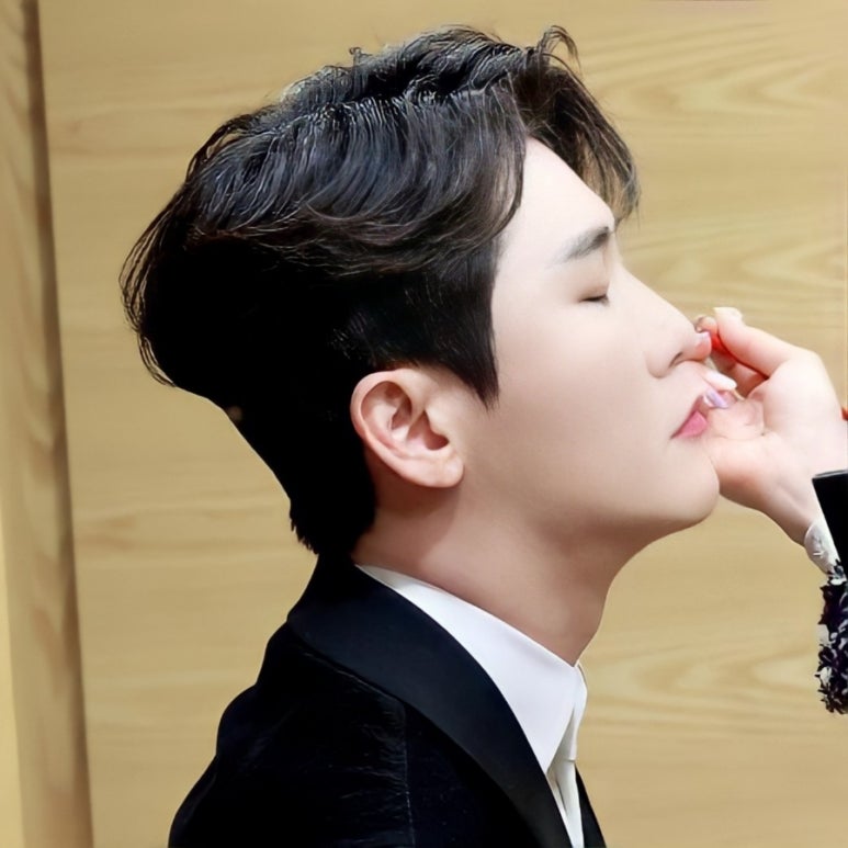 예뻐지는중 이미지