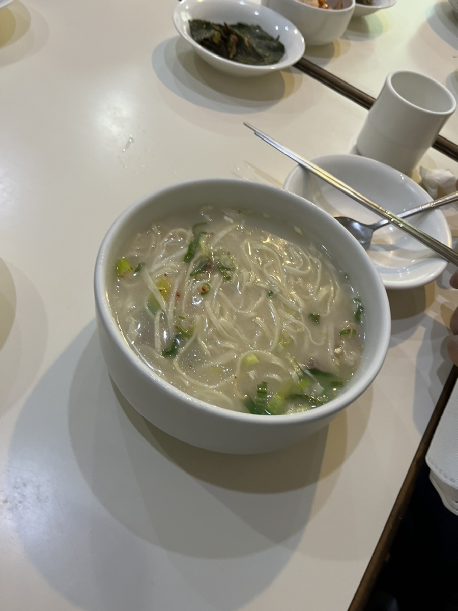 호로록건진국수 이미지