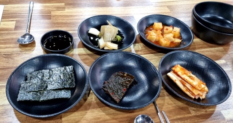 나능이능이버섯백숙 이미지