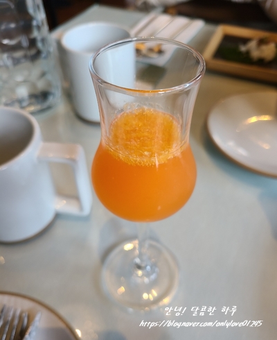 라꼬레 이미지