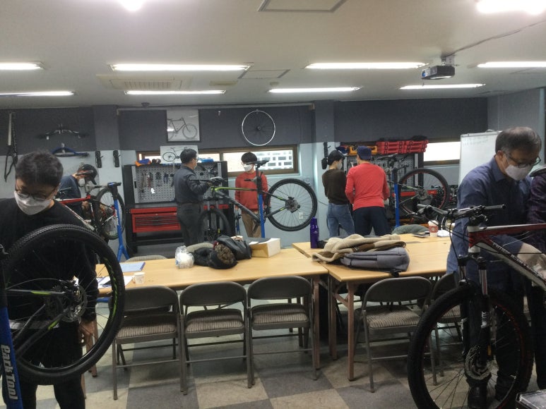 한국자전거정비기술학원 이미지