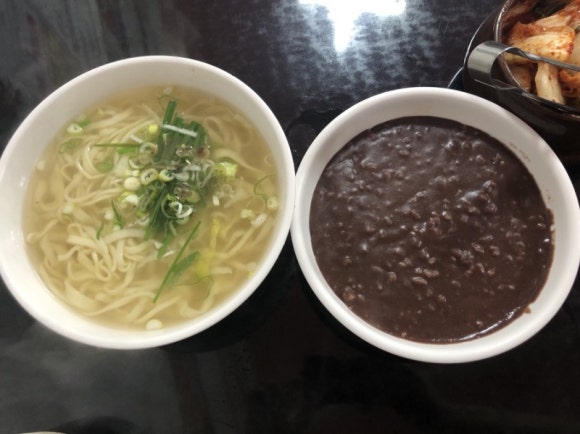 어머니 칼국수 이미지
