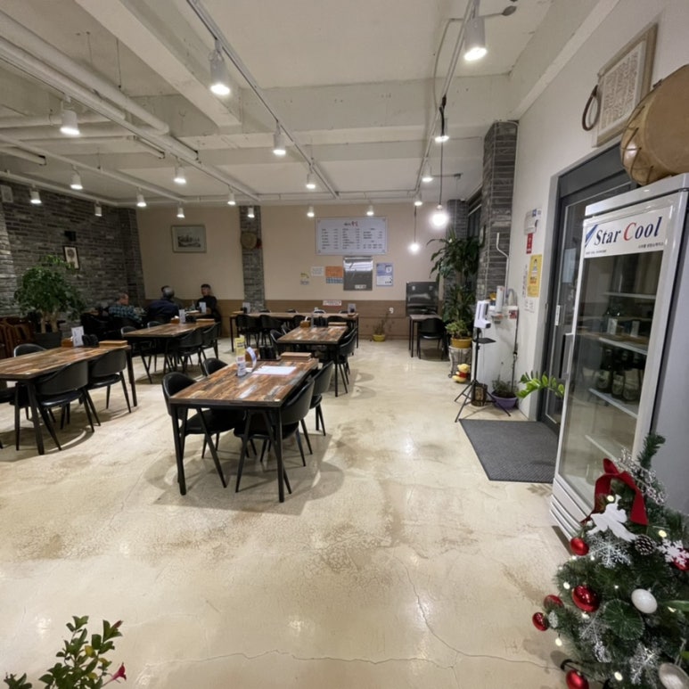 서촌92육칼 이미지