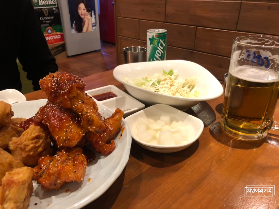 닭이 맛있는집 술통 이미지