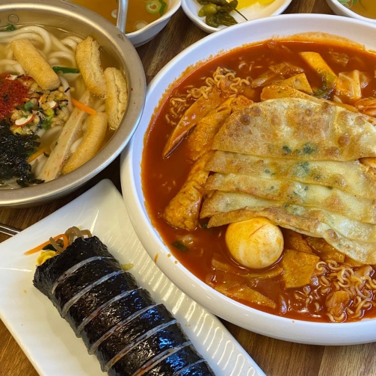 본좌김밥 이미지