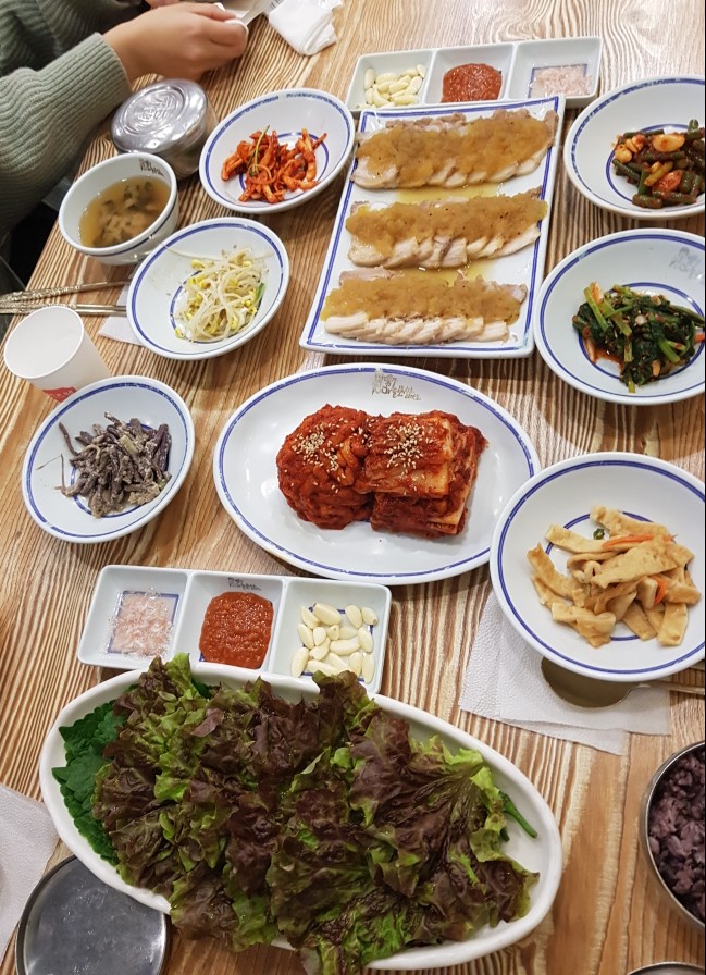 양산마늘보쌈,칼국수 이미지