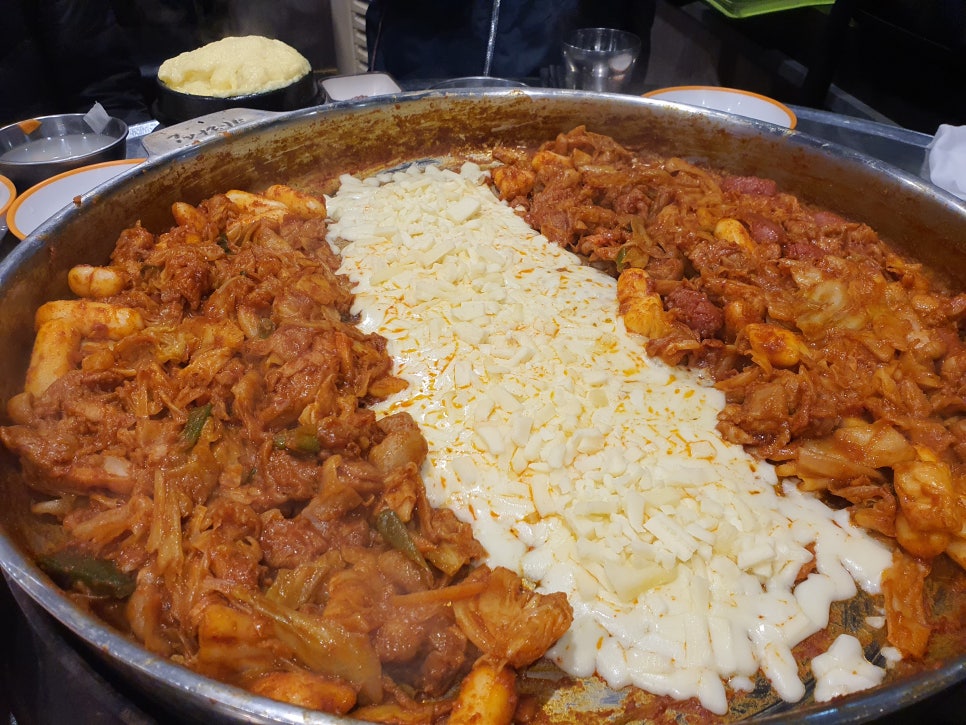 홍이네닭갈비 이미지
