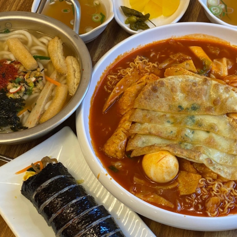 본좌김밥 이미지