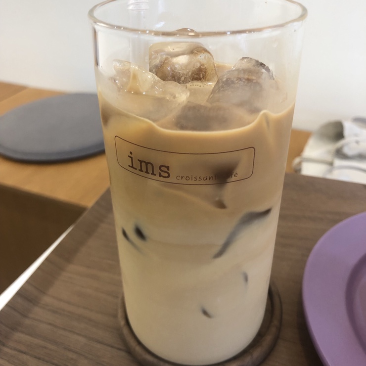 임스크로와상카페 이미지