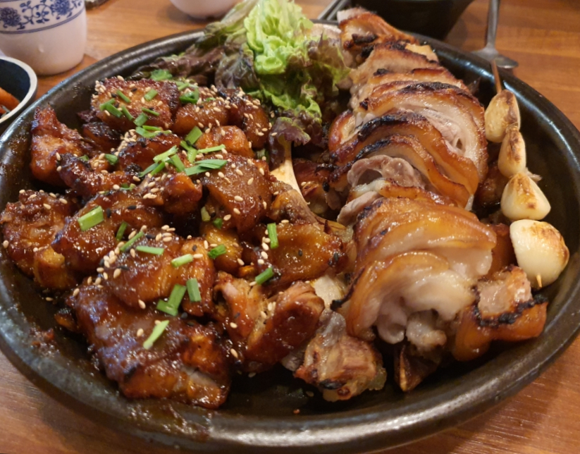 아씨네족발 이미지