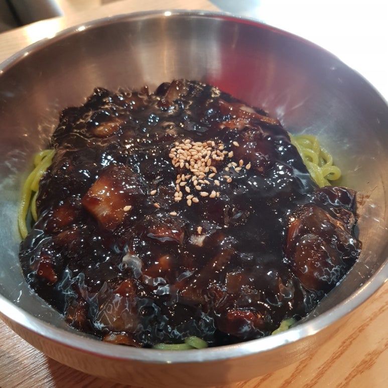 윤셰프의짬뽕데이 이미지
