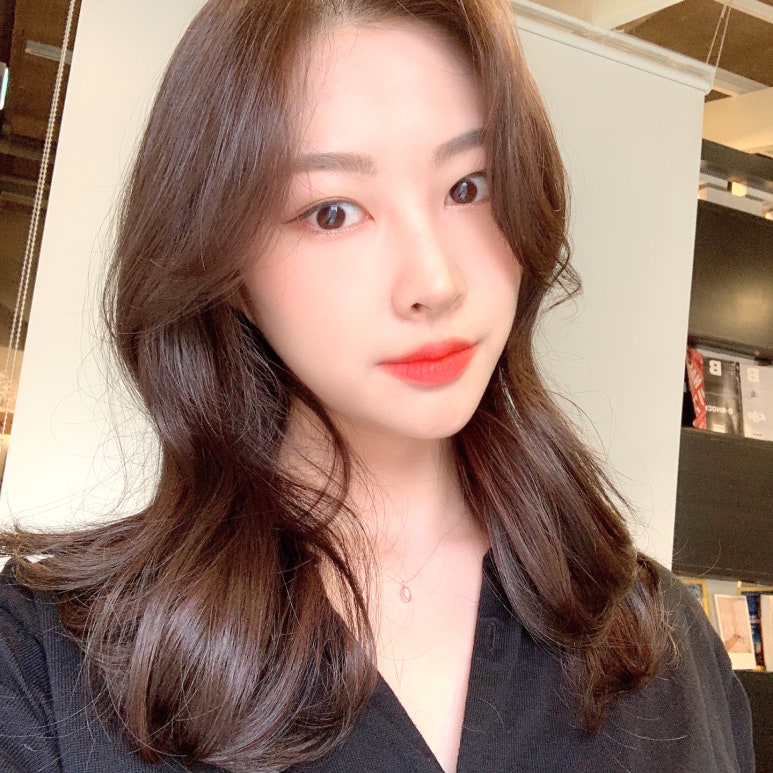 작은얼굴에스테틱 이미지