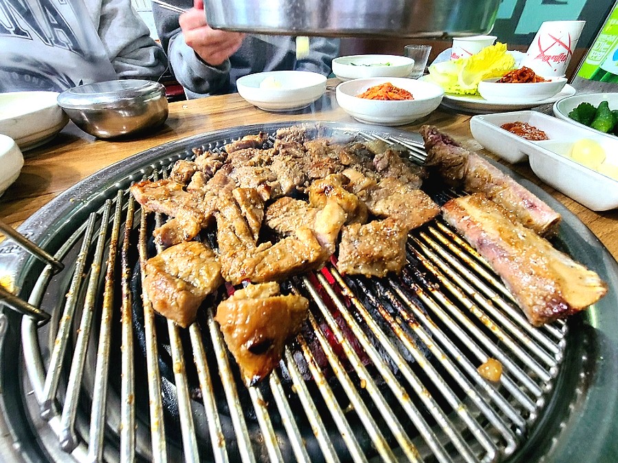 동나루왕숯불갈비 이미지
